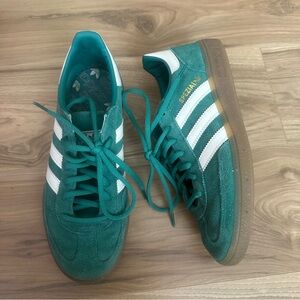 Adidas spezial sneakers